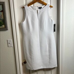 White Sleeveless Sheath Midi Dress for Wedding Guests